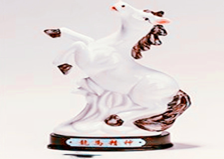 属马佩戴什么招财 属马佩戴什么招财