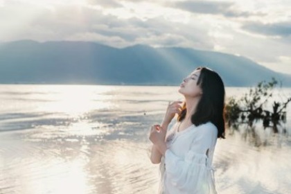 十招教你怎么撩到处女女