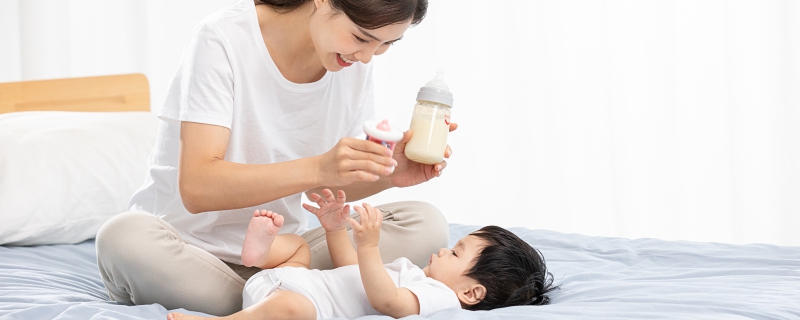 梦见给出生后的小孩喂奶预示着什么 梦见给出生后的小孩喂奶有什么预兆