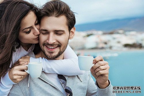 你会用怎样的方法去撩宅男呢?