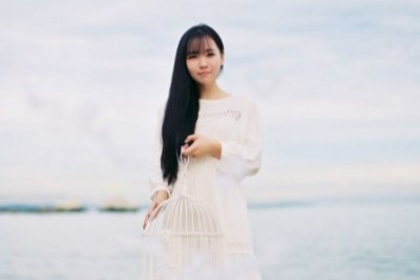 水瓶女深爱一个人表现形式