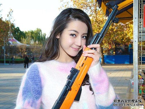 你是一个行为轻佻的人吗?
