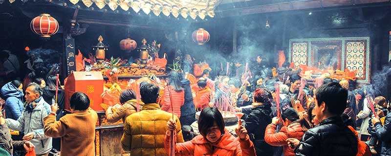 梦见去烧香拜佛什么意思 梦见去烧香拜佛有什么预兆