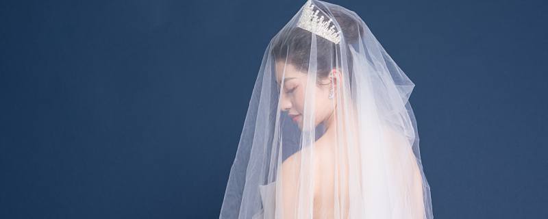 梦到自己穿婚纱什么意思 梦到自己穿婚纱预示着什么