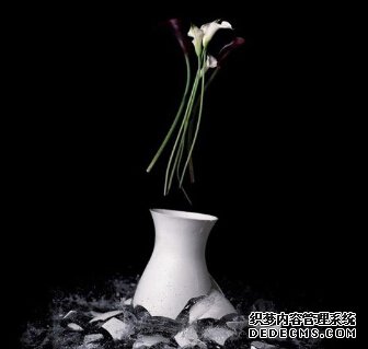 破碎的花瓶测你的人缘