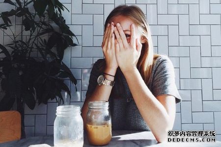你在哪方面最虚伪呢