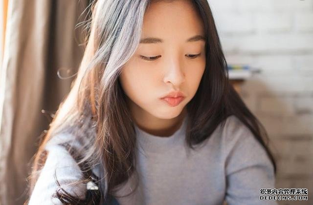 爱情测试:你在意恋人与TA的前任保持联系吗?