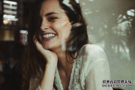 你是哪个带的出去的女友吗?