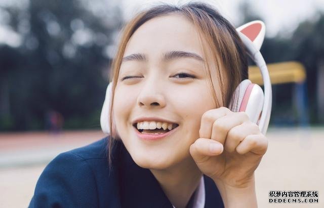 测新年你为什么不回家团圆呢?