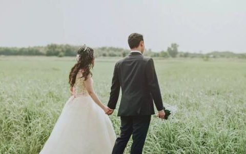 八字命理看哪类女命一辈子对丈夫忠贞不渝