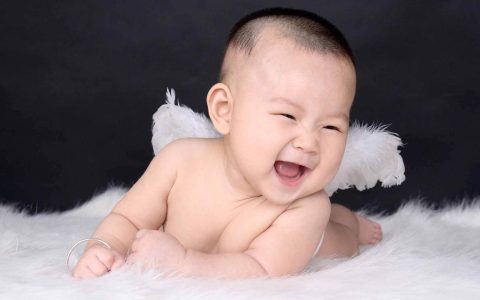 八字起名：正确的宝宝八字起名步骤是什么？