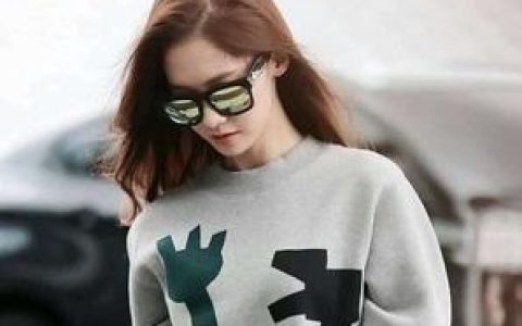 女人什么八字最拜金