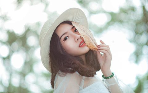 二月几点出生的人富贵命