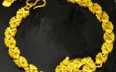 女命伤官驾杀明星案例，女命伤官驾杀是什么意思？