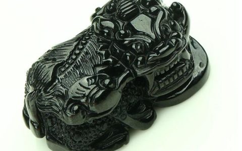 八字奶好不好，传说中的八字奶什么意思？