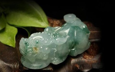 伤官配印女晚婚却嫁得好，八字印旺可不可以用官杀？