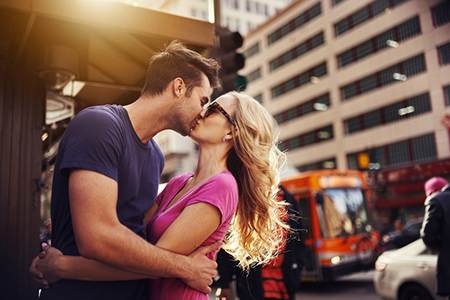 辛丑日柱男命妻子长相 辛丑日柱男命配偶特点