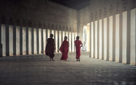 生辰八字起名要注意什么？五行八字起名的基本常识！