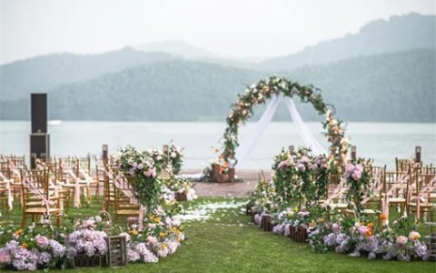 2023年农历九月十八万圣节黄历宜嫁娶日子 适合结婚办喜事吗