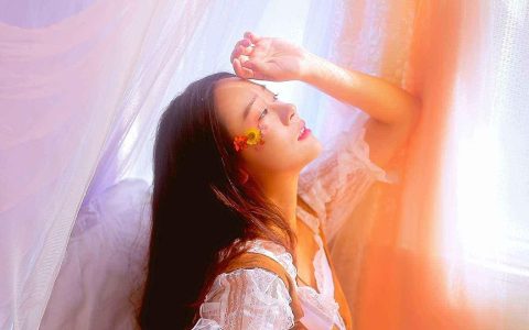 担心自己的中年危机？从面相看你中年后“钱”途情况。