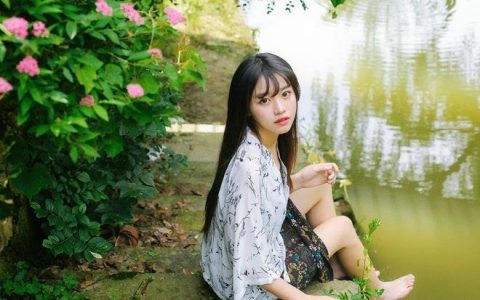 女人嘴歪面相如何？相术看女人嘴歪好不好？