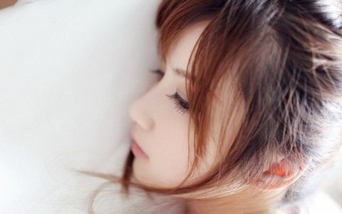 面相痣相图解大全：揭秘痣的位置与命运的关系！