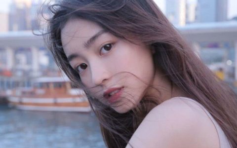 厕所风水：卫生间门挂什么好？