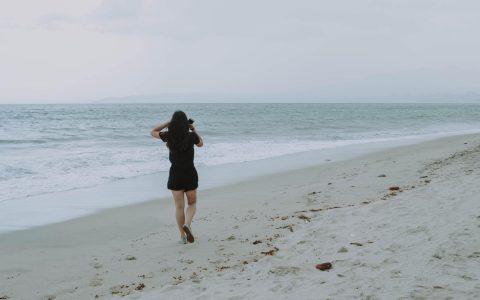 哪种手相的人会婚内出轨