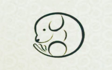 属狗的人几月出生最好