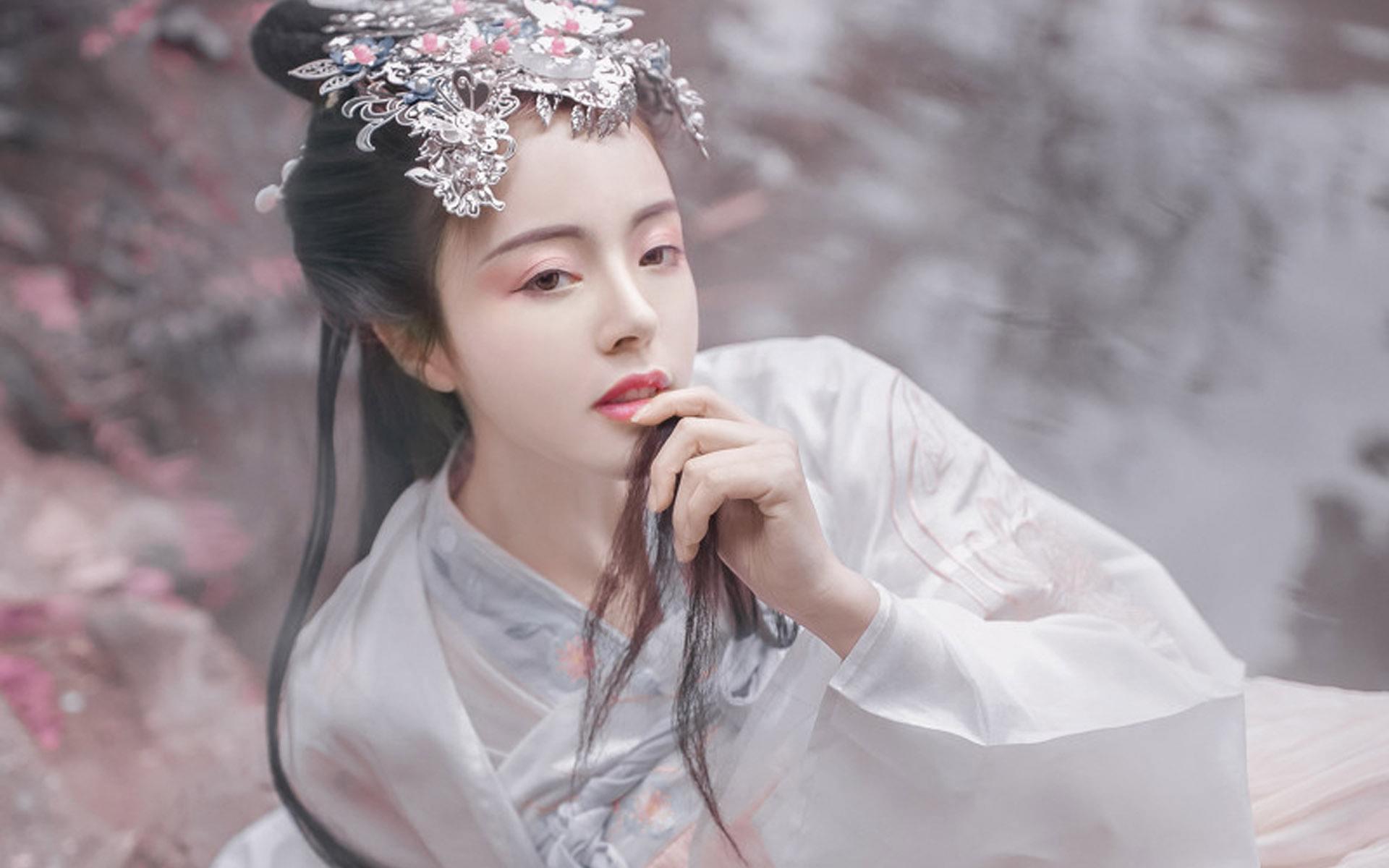 事业线从生命线上升代表什么
