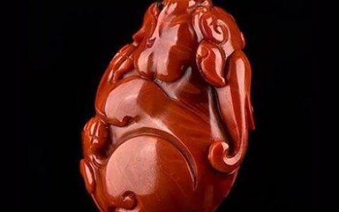 一生有贵人的生肖女(一生都有贵人来敲门的生肖女)