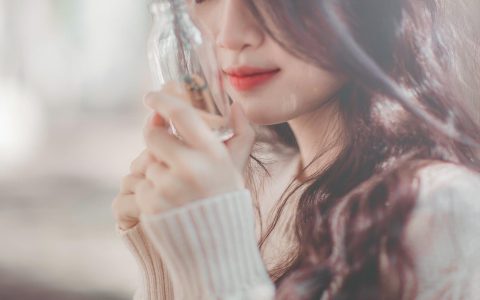 从眼睛看女人一生命运的好坏