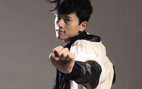 男人眼睛面相分析：从眼睛看出男人的秘密！