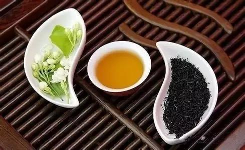 一位风水师傅说出的秘密.. 最好背下来！