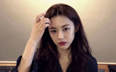 看相识人之额头高的女人面相