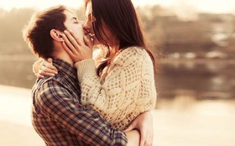 属狗女最佳婚配属相_属狗女属相婚配表