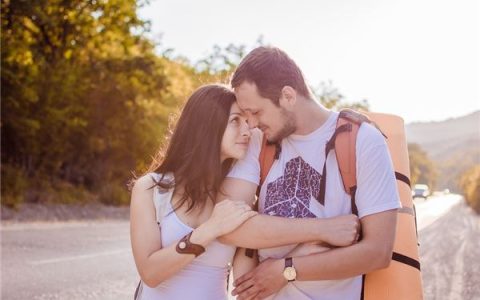 双子女喜欢你的表现 双子座女生习惯试探喜欢的人