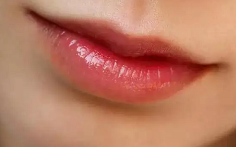 嘴唇薄的女人有什么说法 嘴唇薄的女人有什么命运