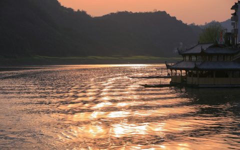 住宅风水房子在两河交汇处好吗