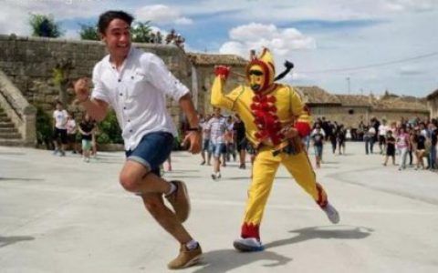 梦见被坏人追是什么意思 梦到被坏人追有什么预兆