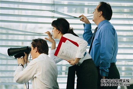 测试你是不是职场小贱人