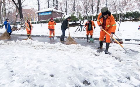 男人梦见扫雪好不好 男人梦见扫雪预示什么