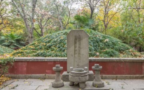 孕妇梦见坟地预示着什么 孕妇梦见坟地是什么意思