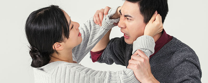 男人梦见和妻子打架什么意思 男人梦见和妻子打架预示什么