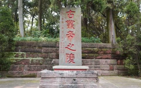 女人梦见墓碑和坟墓是什么意思 梦见墓碑和坟墓预兆什么