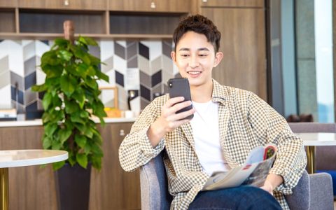 梦见父亲笑代表什么意思 梦见父亲笑预示什么