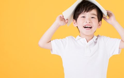 梦到小男孩是什么意思 梦见小男孩什么征兆