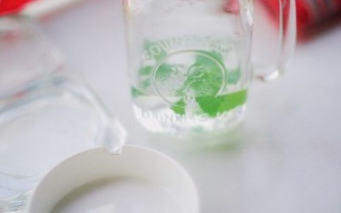 水瓶座曾在爱情里做过的傻事