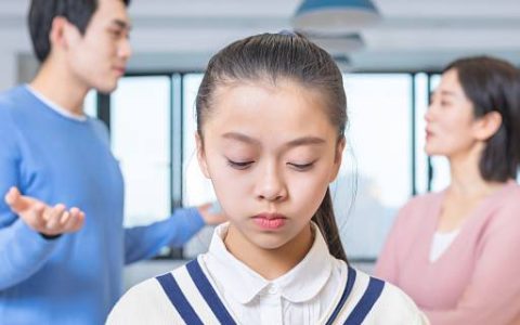 梦见自己生小孩还离婚是什么意思 梦见自己生小孩还离婚代表了什么