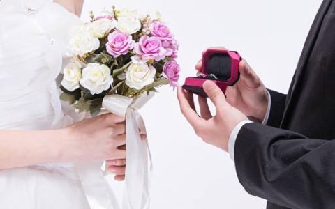 梦见别人结婚是什么意思 梦见别人结婚是什么征兆